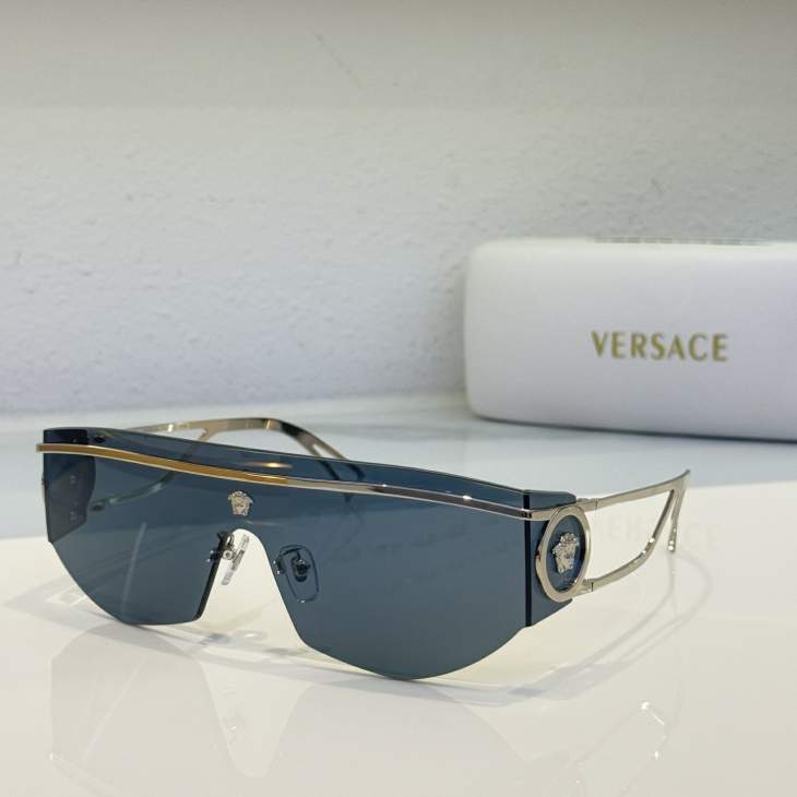 Picture of Versace Sunglasses _SKUfw79280521fw